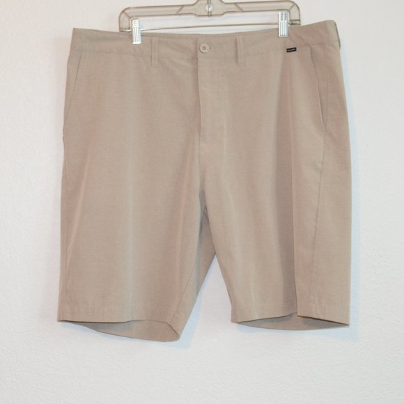 Travis Mathew Other - ⛳️ Travis Mathew Men’s Tan Golf Shorts - 40” ⛳️